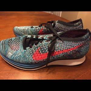 Nike Flyknit Road Racer Shoe